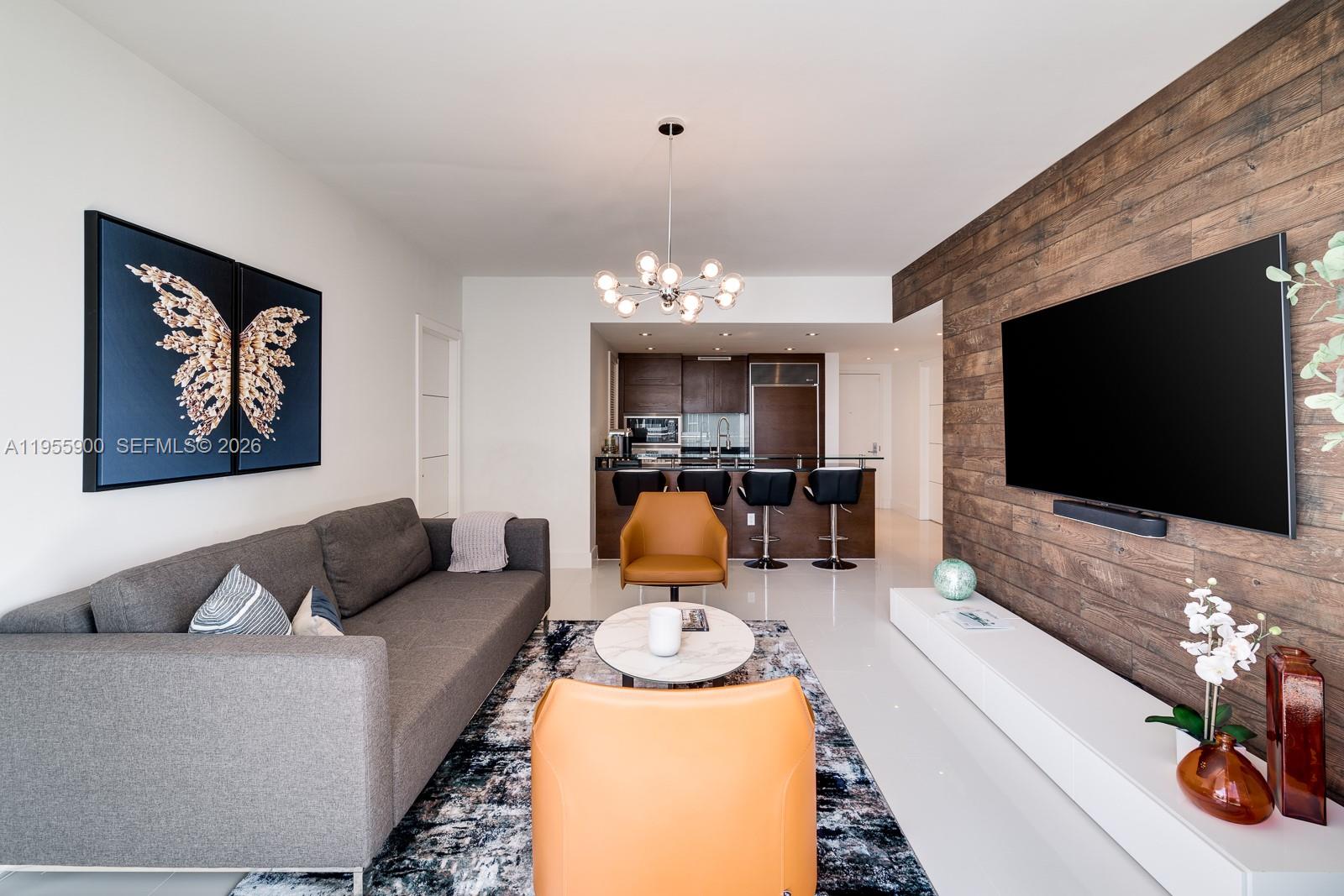 475 Brickell Ave 3013