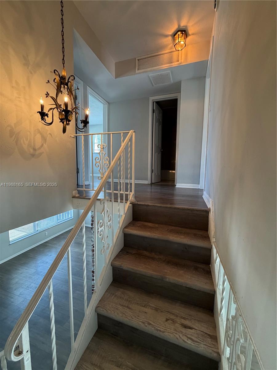 NOVA TOWNHOUSES CONDOMINI - Residential