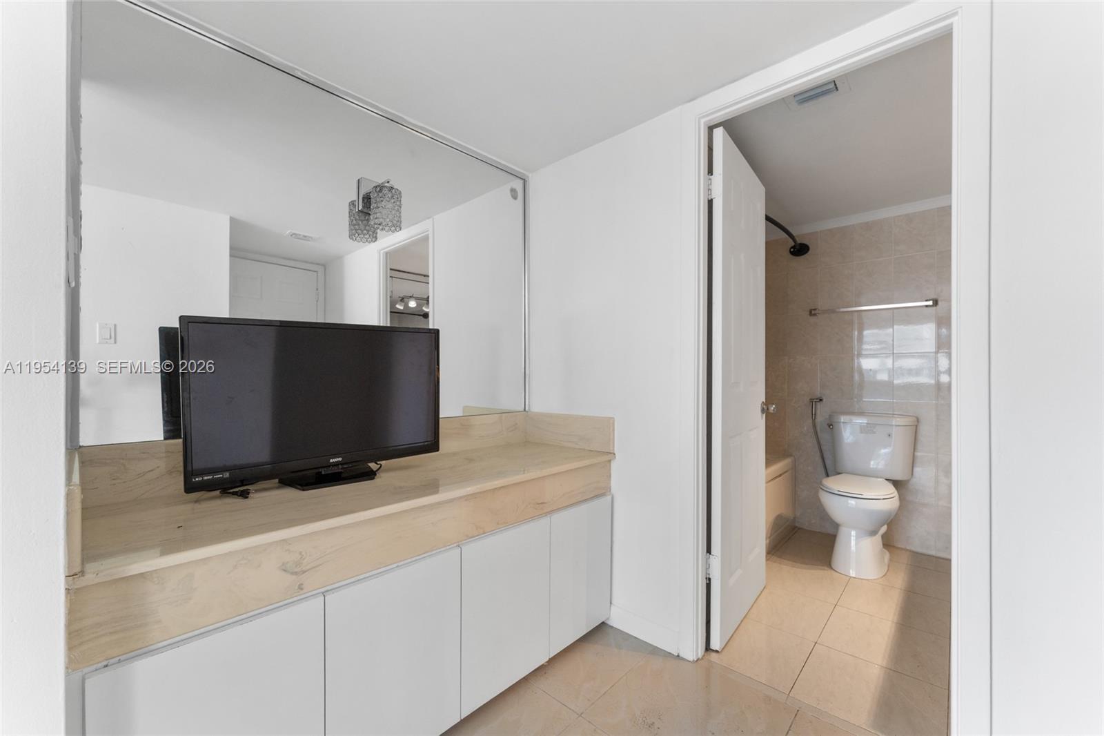 DEL PRADO MARINA - Residential