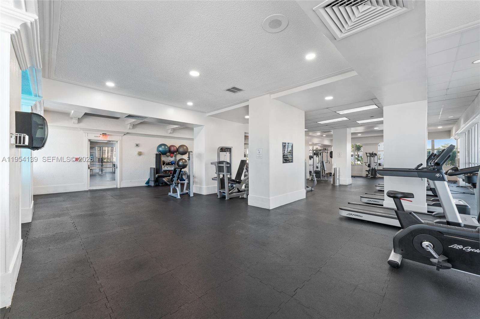 DEL PRADO MARINA - Residential