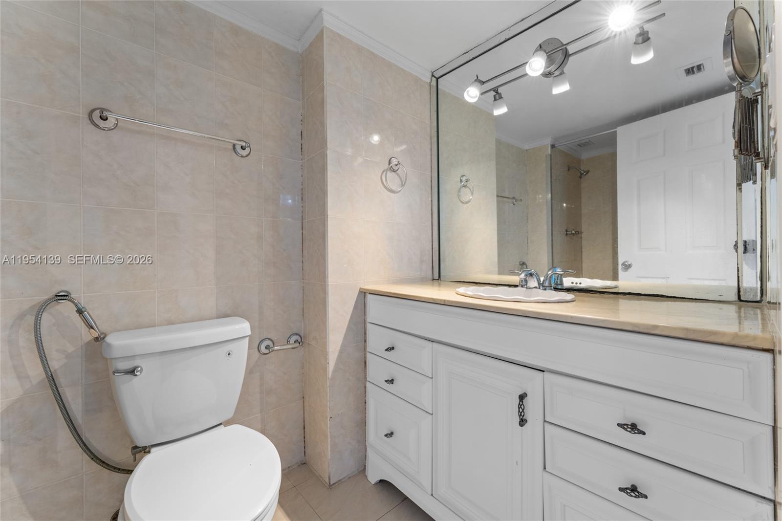 DEL PRADO MARINA - Residential