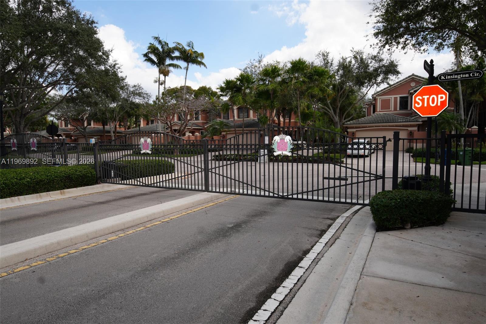 LEGENDS AT WESTON HILLS - Residential