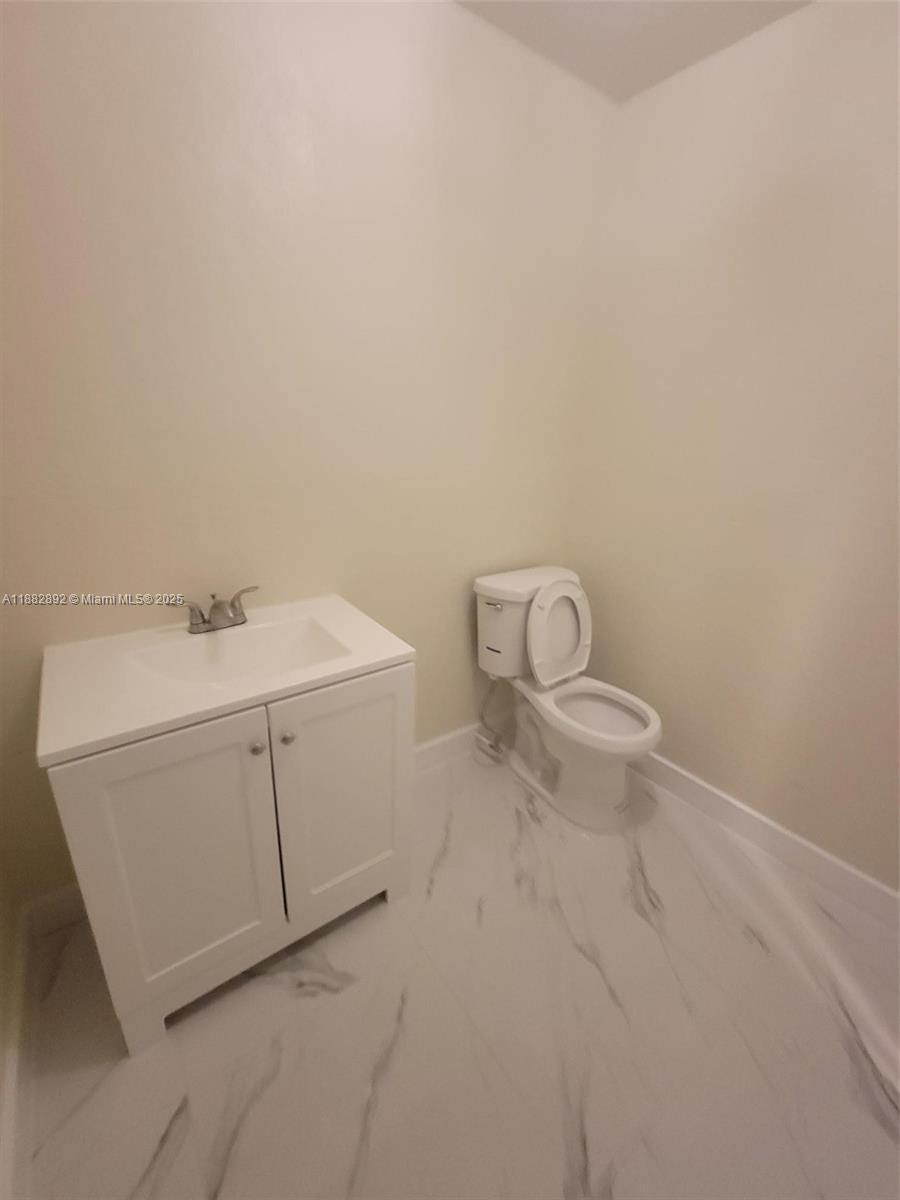 RAINBOW GARDENS - Residential Lease