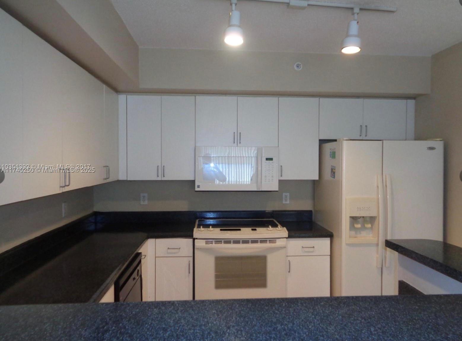4816 N State Road 7 11108