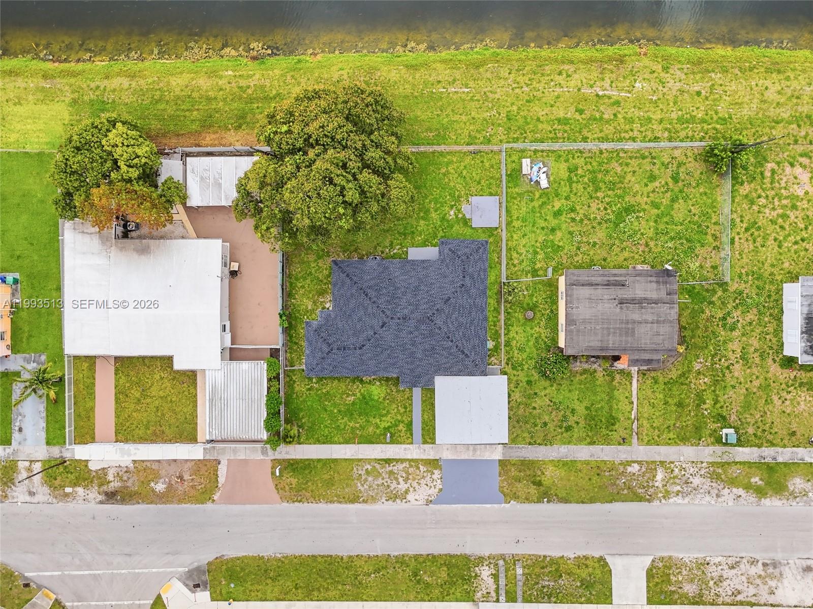 BUNCHE PARK - Residential