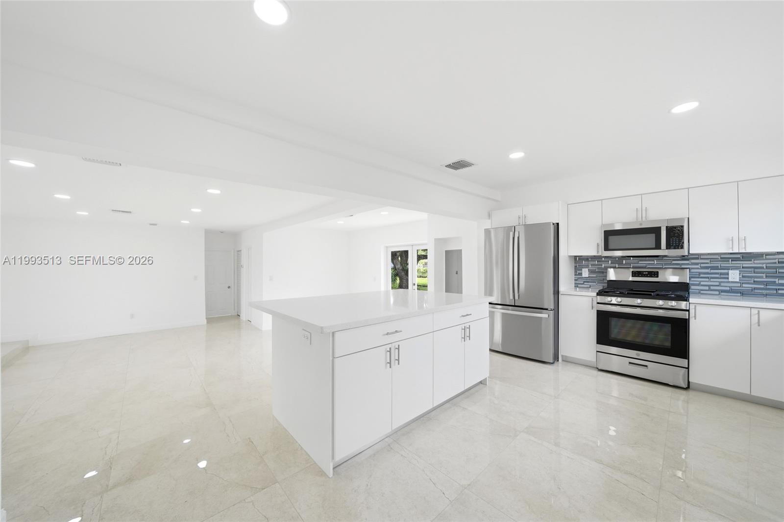 BUNCHE PARK - Residential