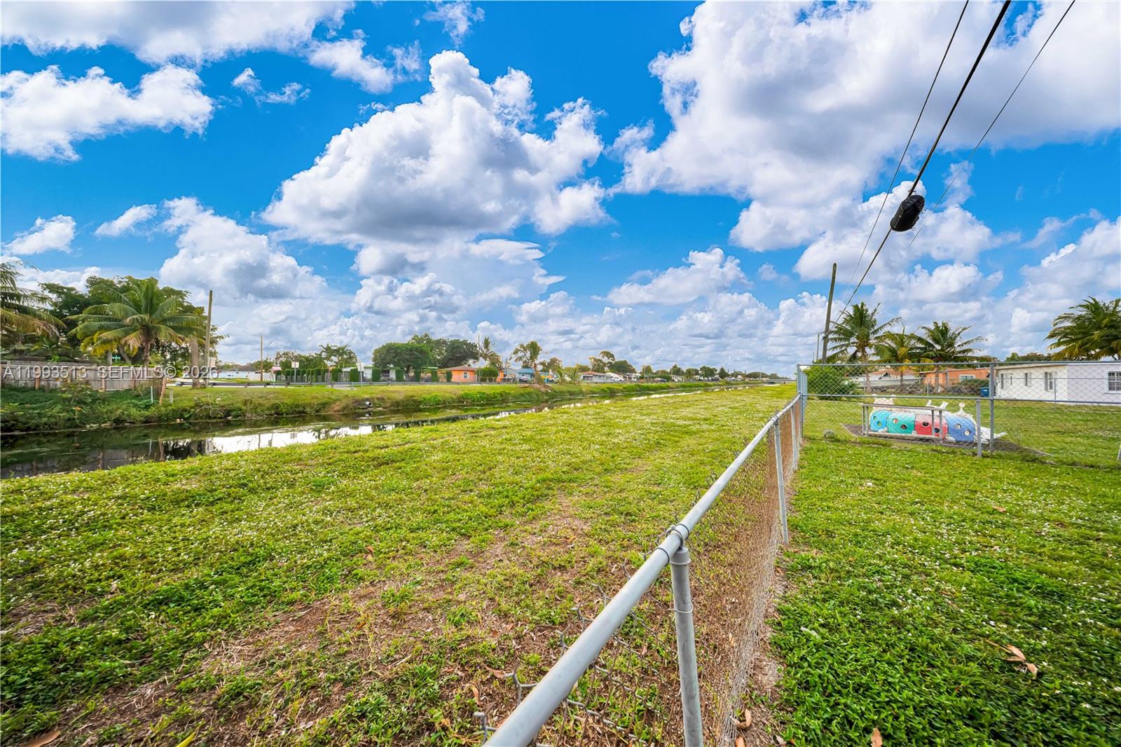 BUNCHE PARK - Residential