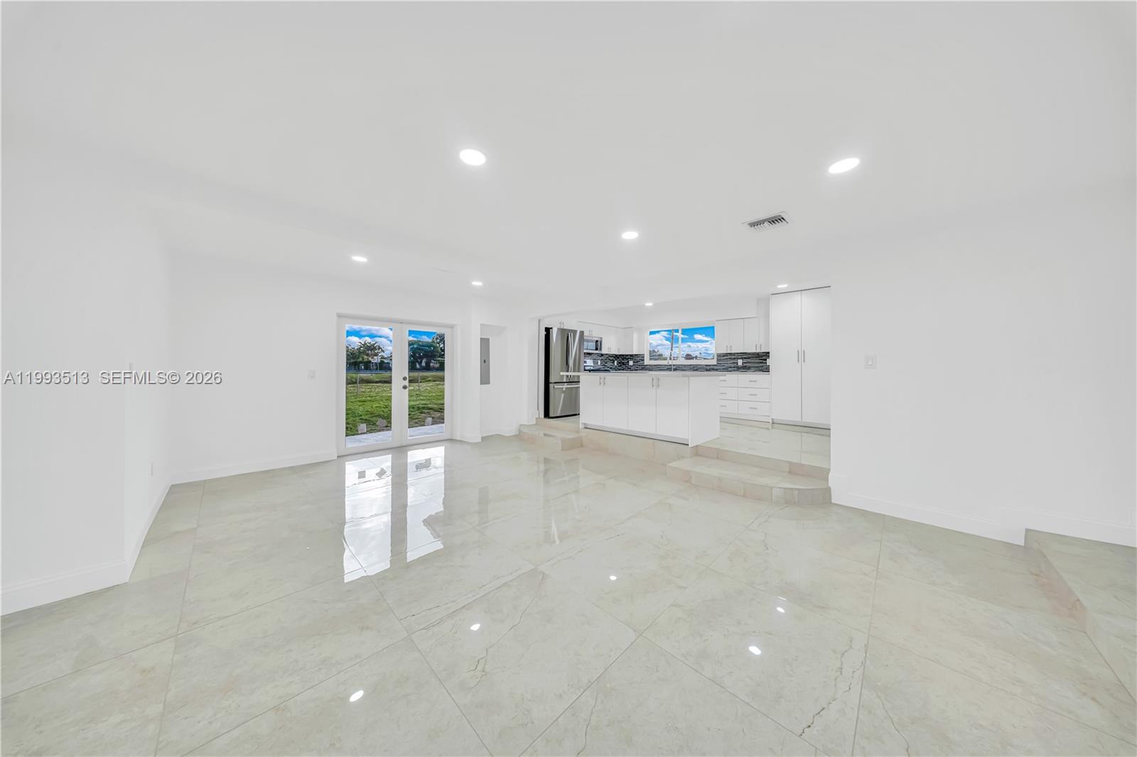 BUNCHE PARK - Residential