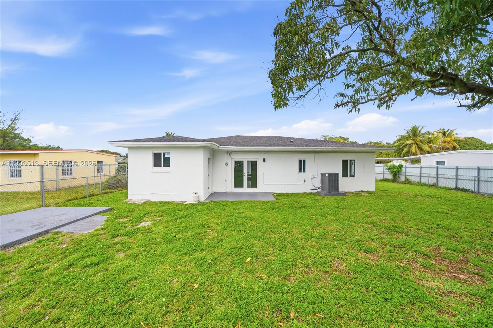 BUNCHE PARK - Residential