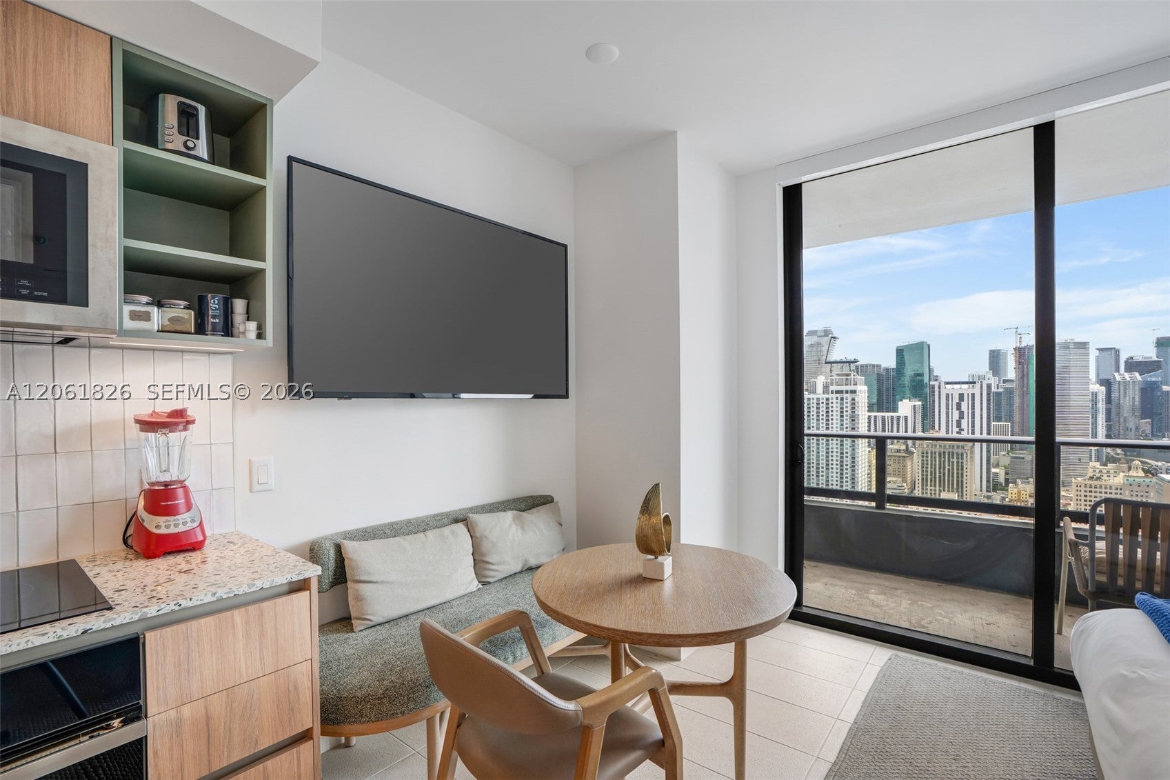 159 NE 6th St 3212