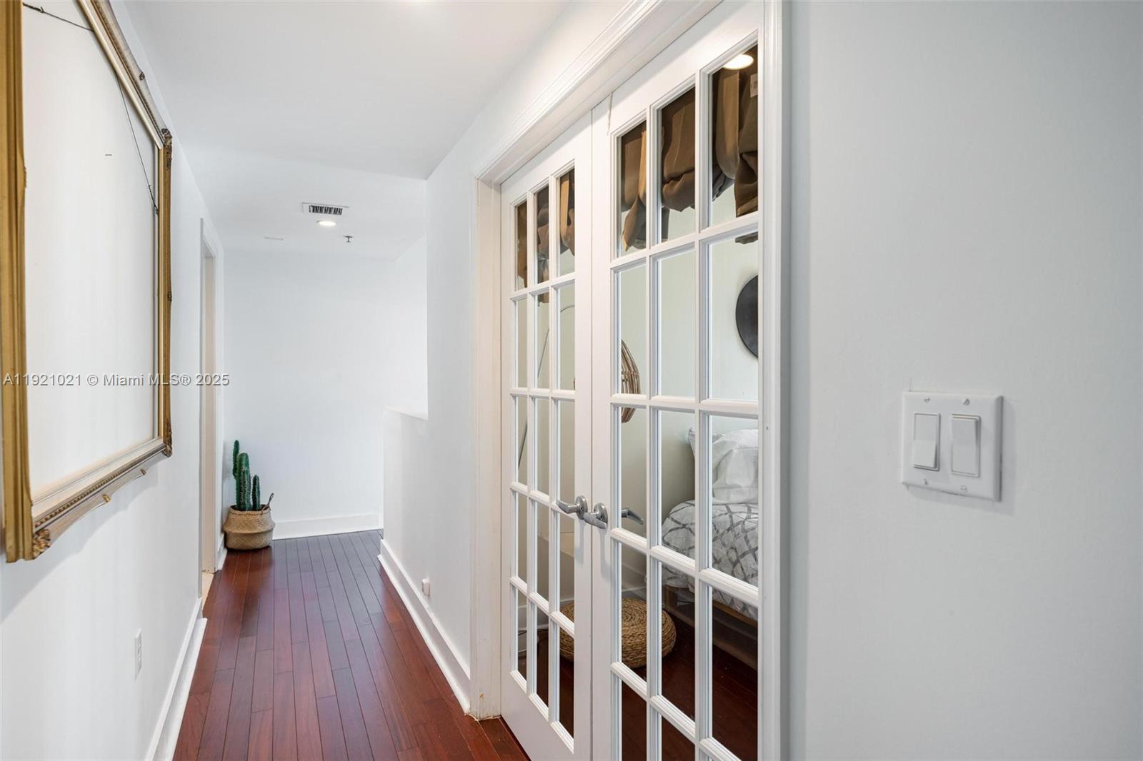 LUNAMAR LOFTS AT LINCOLN - Residential