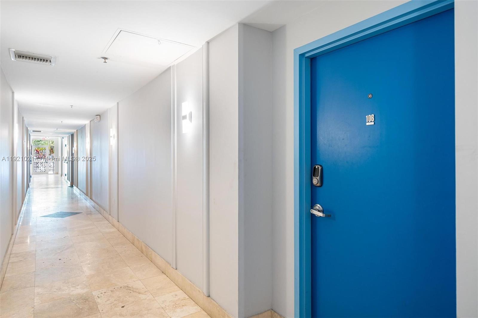 LUNAMAR LOFTS AT LINCOLN - Residential