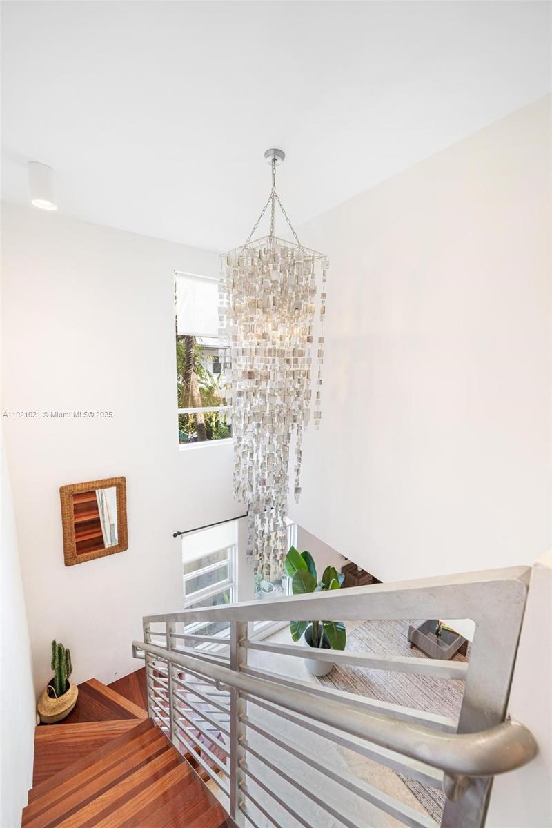 LUNAMAR LOFTS AT LINCOLN - Residential