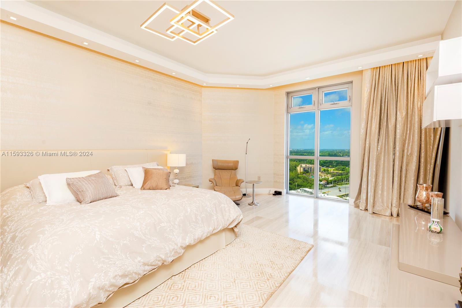 MARINA PALMS RESIDENCES N - Residential