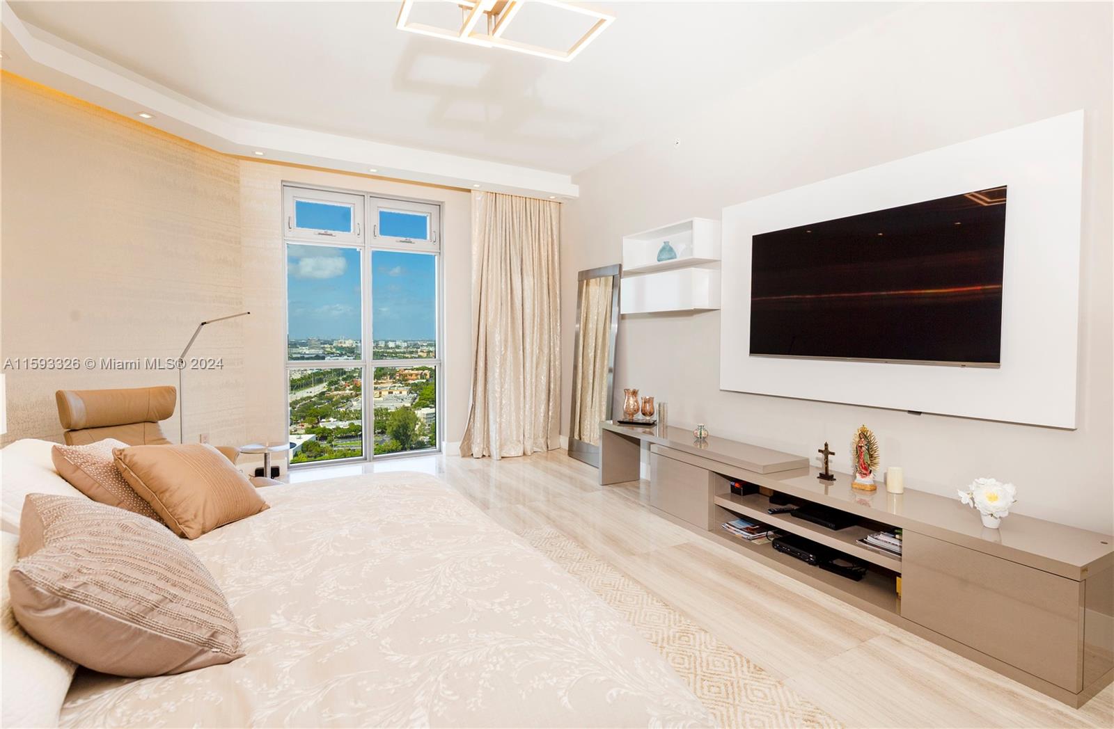 MARINA PALMS RESIDENCES N - Residential