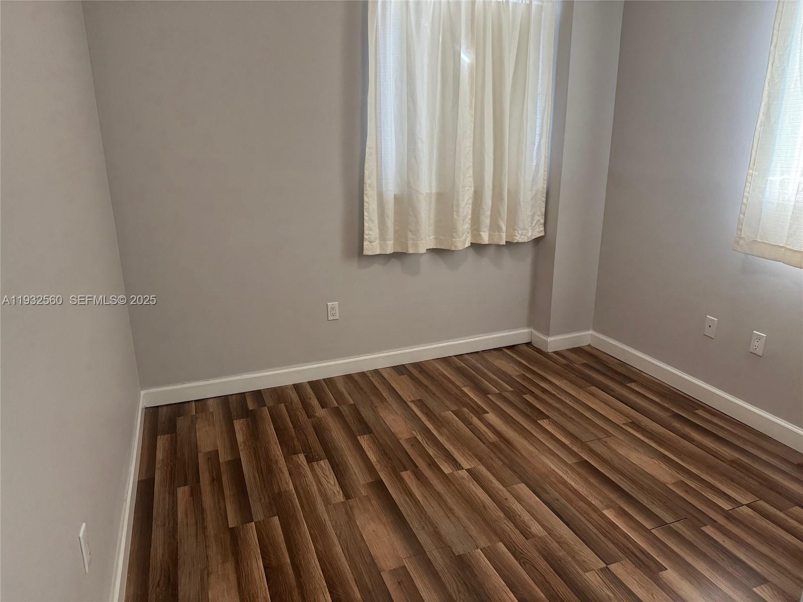 SHAMROCK BY THE GABLES CO - Residential Lease