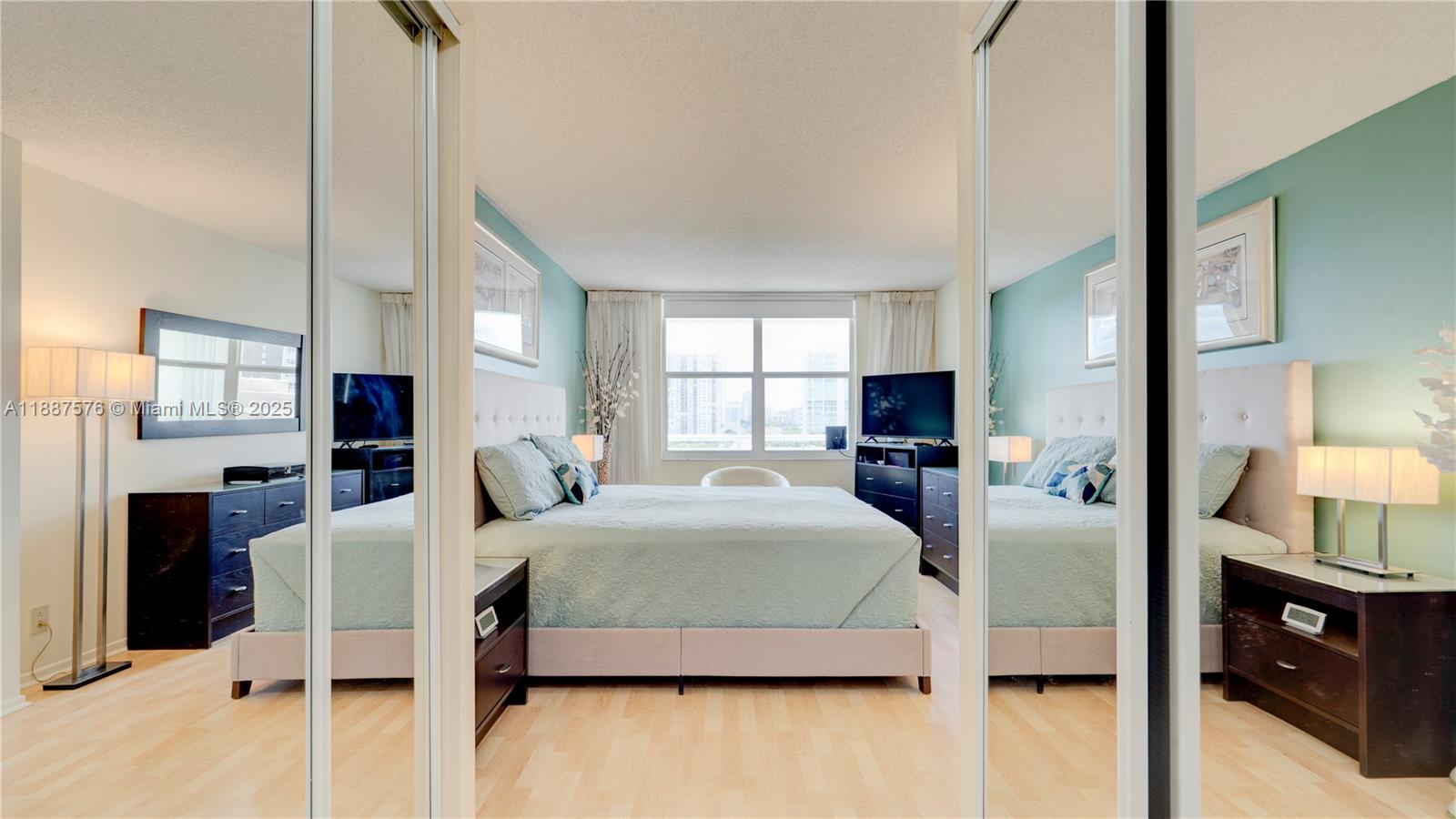 GRANADA HOUSE CONDOMINIUM - Residential