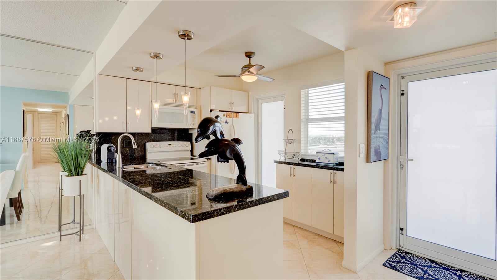 GRANADA HOUSE CONDOMINIUM - Residential