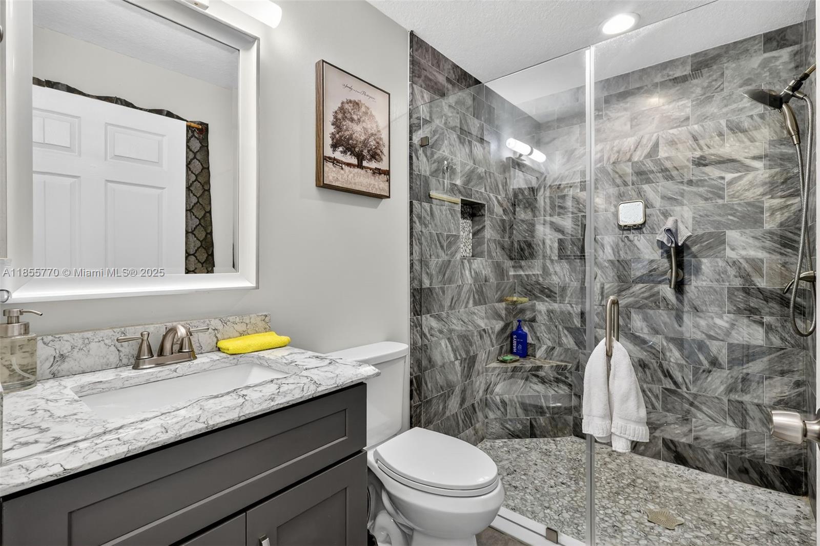 LAKERIDGE GREENS AT PIPER - Residential