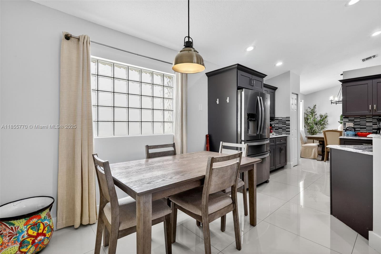 LAKERIDGE GREENS AT PIPER - Residential