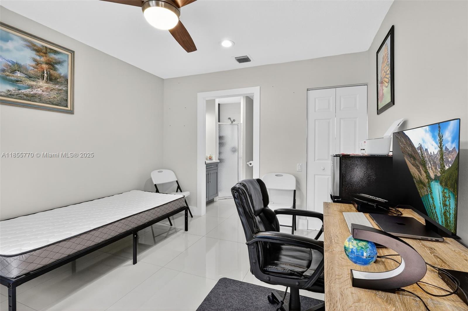 LAKERIDGE GREENS AT PIPER - Residential