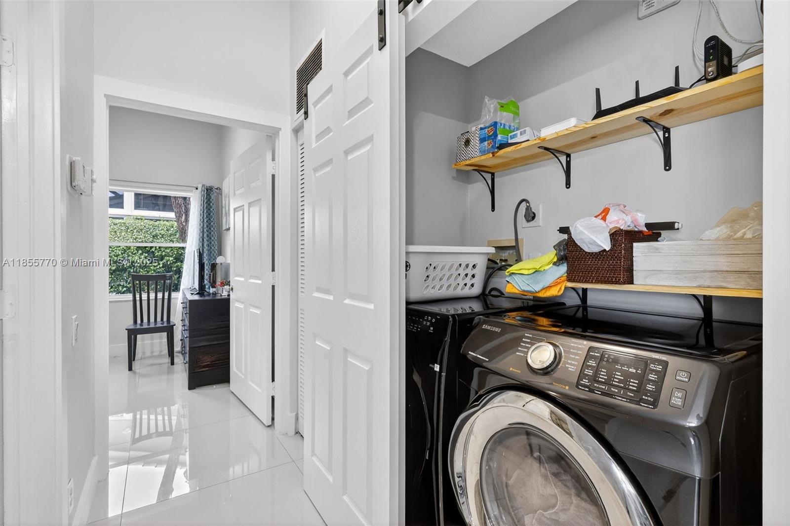 LAKERIDGE GREENS AT PIPER - Residential