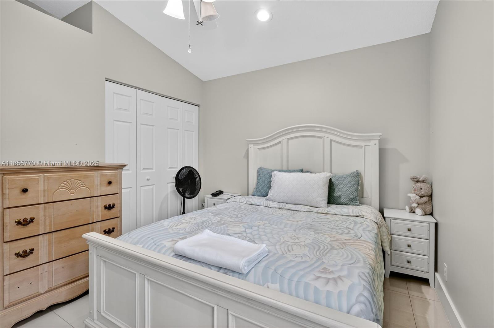 LAKERIDGE GREENS AT PIPER - Residential