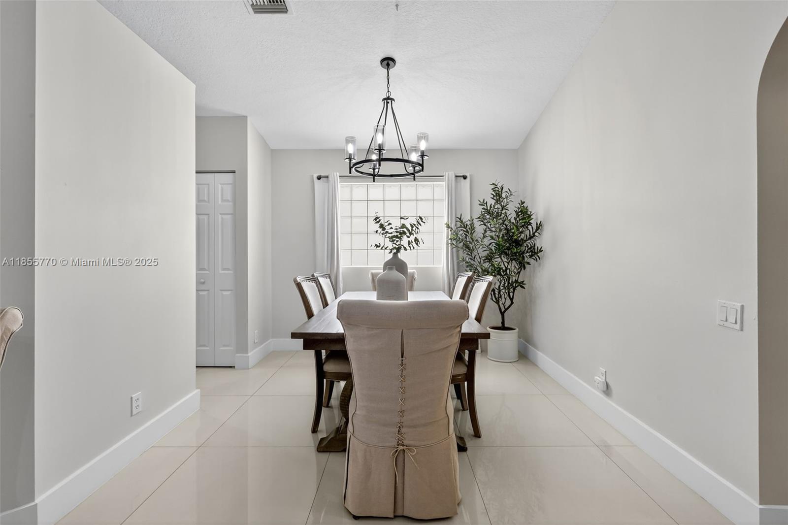 LAKERIDGE GREENS AT PIPER - Residential