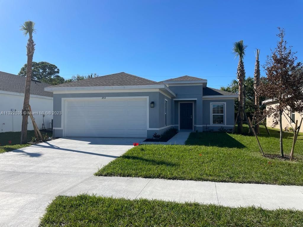 Photo of 3713 Bennington Ln #0, Fort Pierce, FL 34981 (MLS # A11322535)