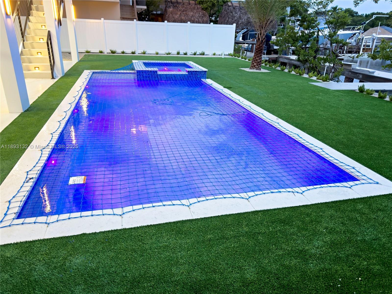 FONTAINE LAKE ESTATES - Residential