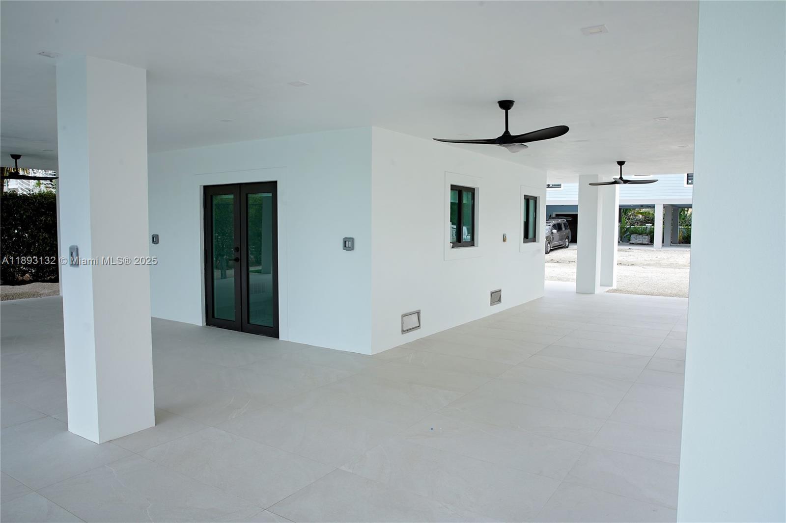 FONTAINE LAKE ESTATES - Residential