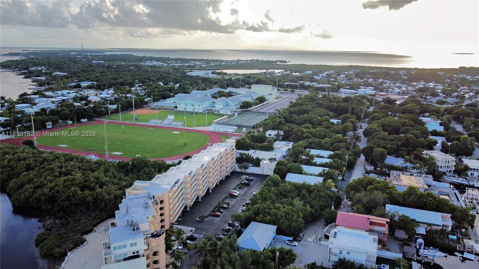 FONTAINE LAKE ESTATES - Residential