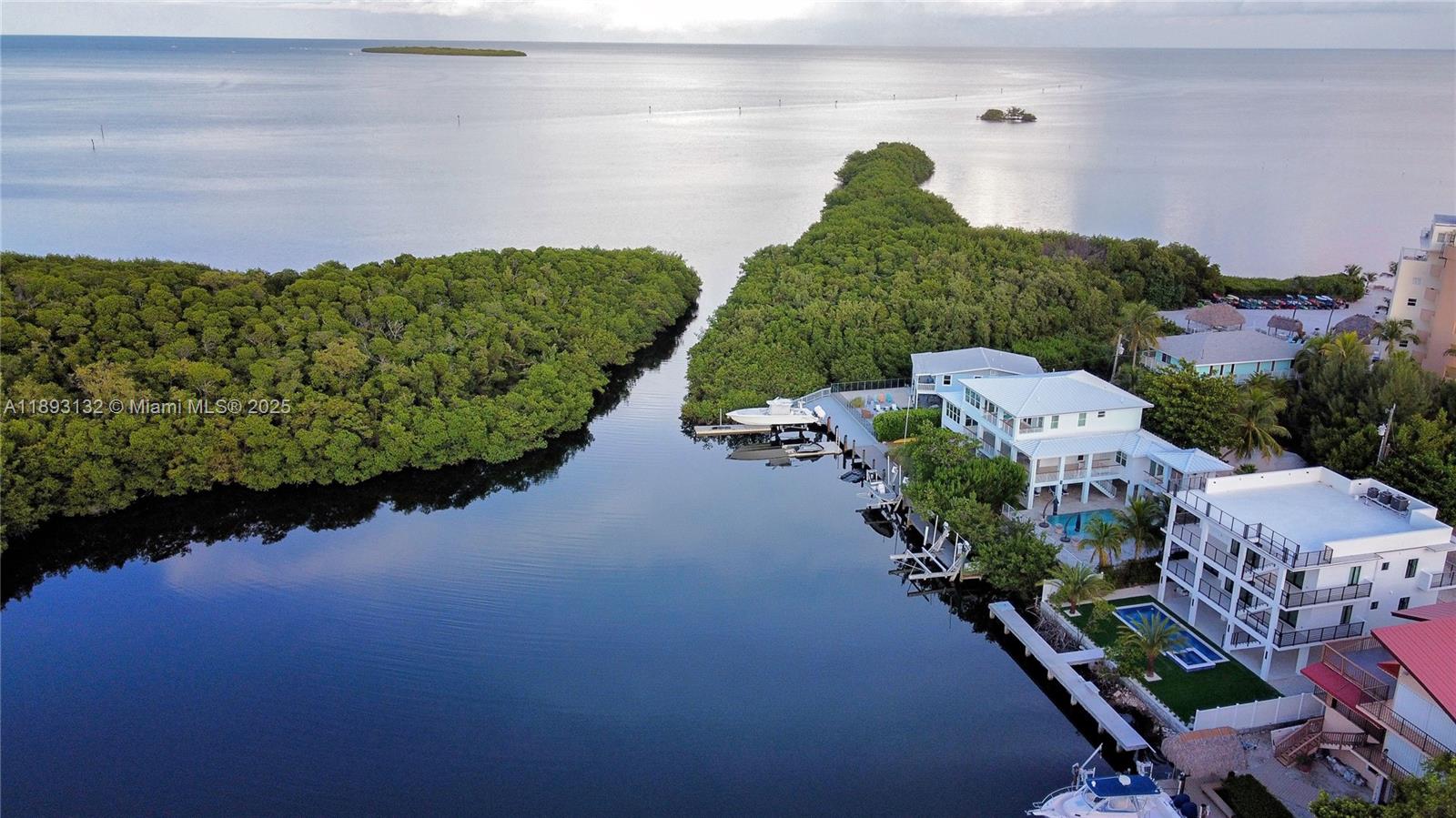 FONTAINE LAKE ESTATES - Residential