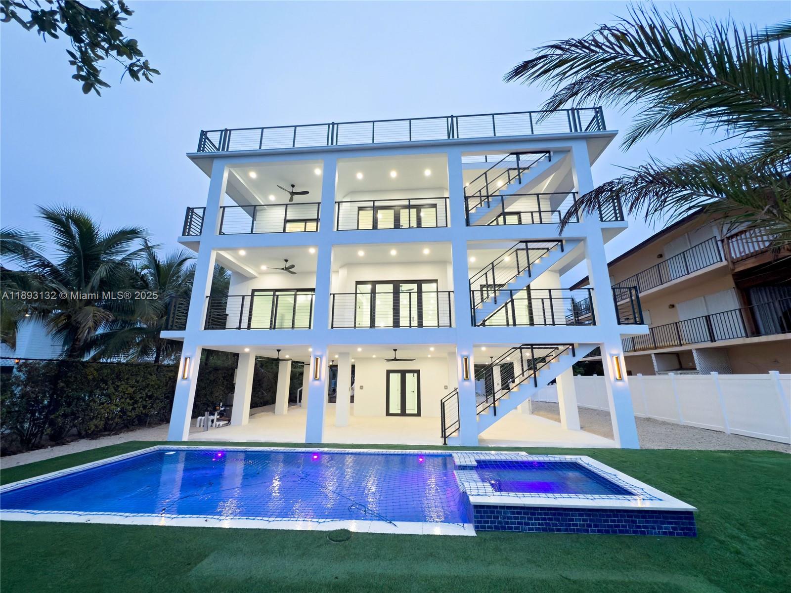 FONTAINE LAKE ESTATES - Residential