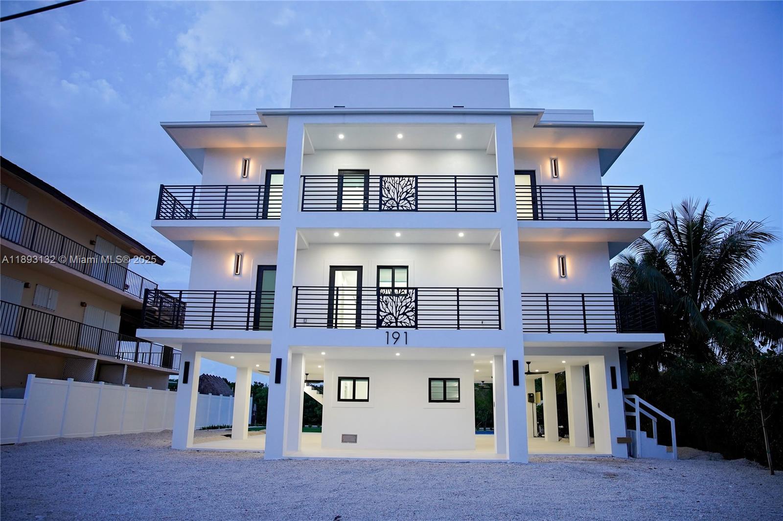 FONTAINE LAKE ESTATES - Residential