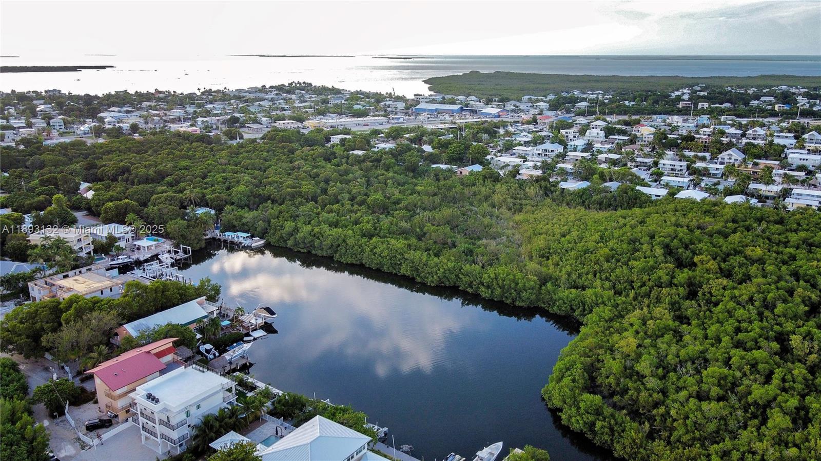 FONTAINE LAKE ESTATES - Residential