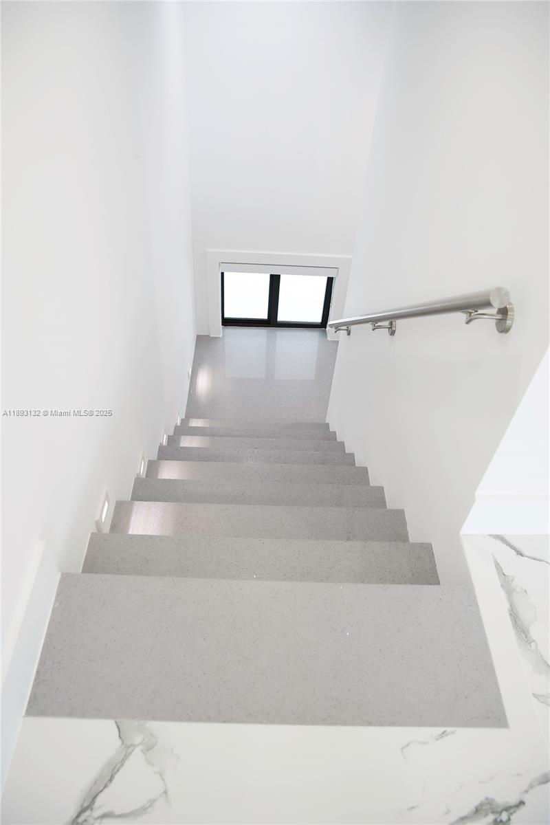 FONTAINE LAKE ESTATES - Residential