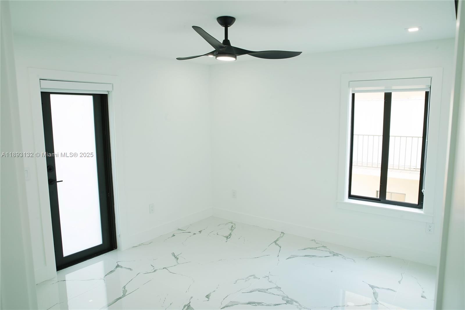 FONTAINE LAKE ESTATES - Residential