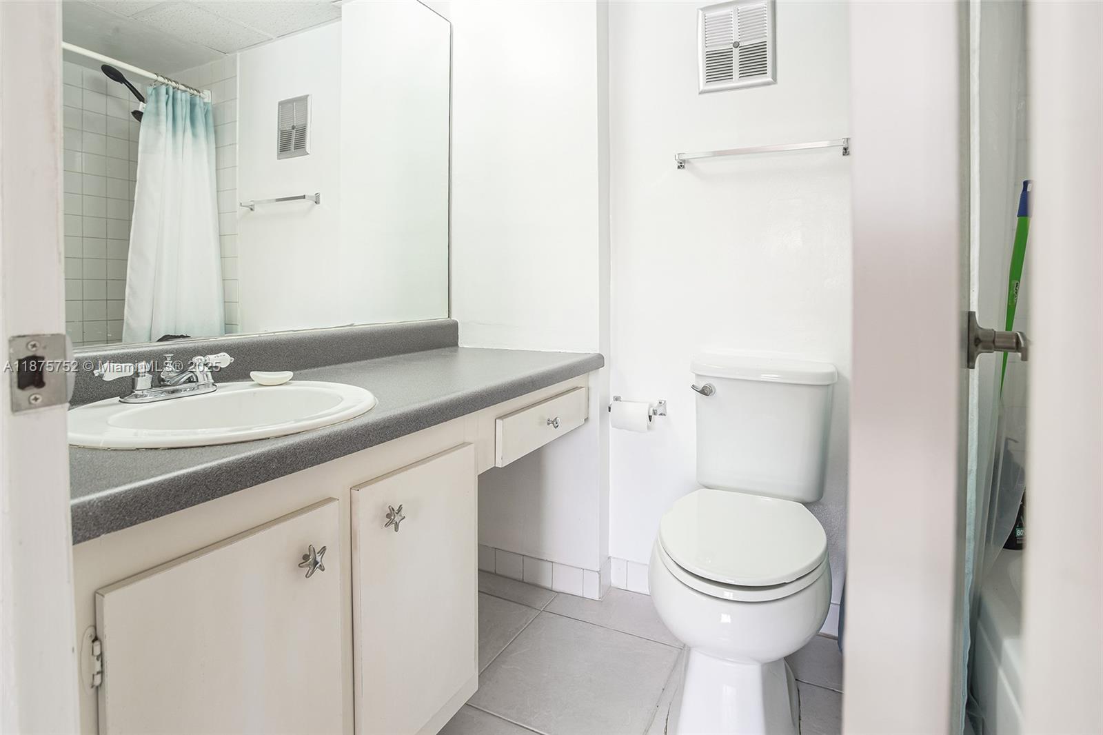 MAJESTIC VIEW CONDO NUMBE - Residential