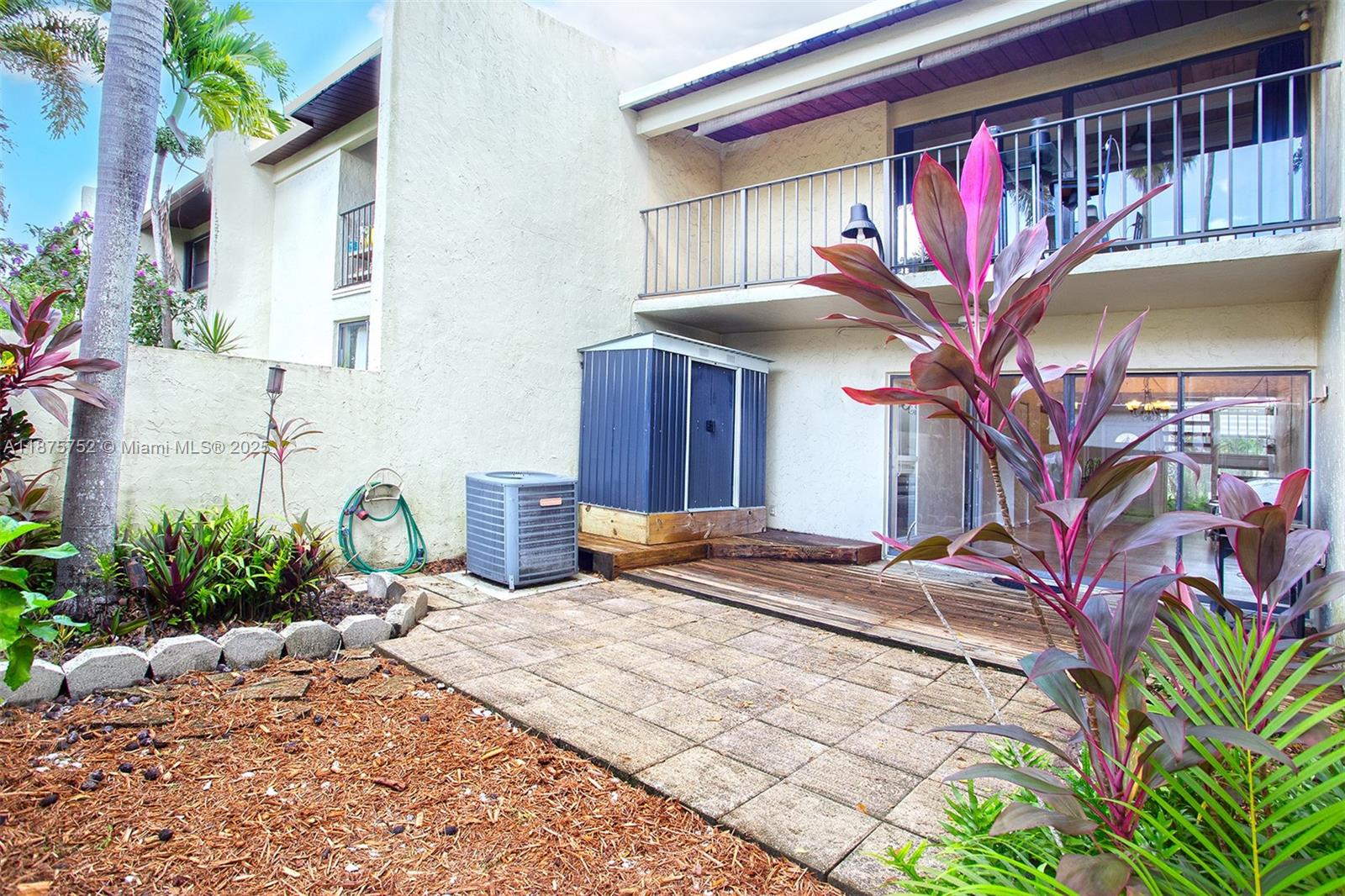 MAJESTIC VIEW CONDO NUMBE - Residential