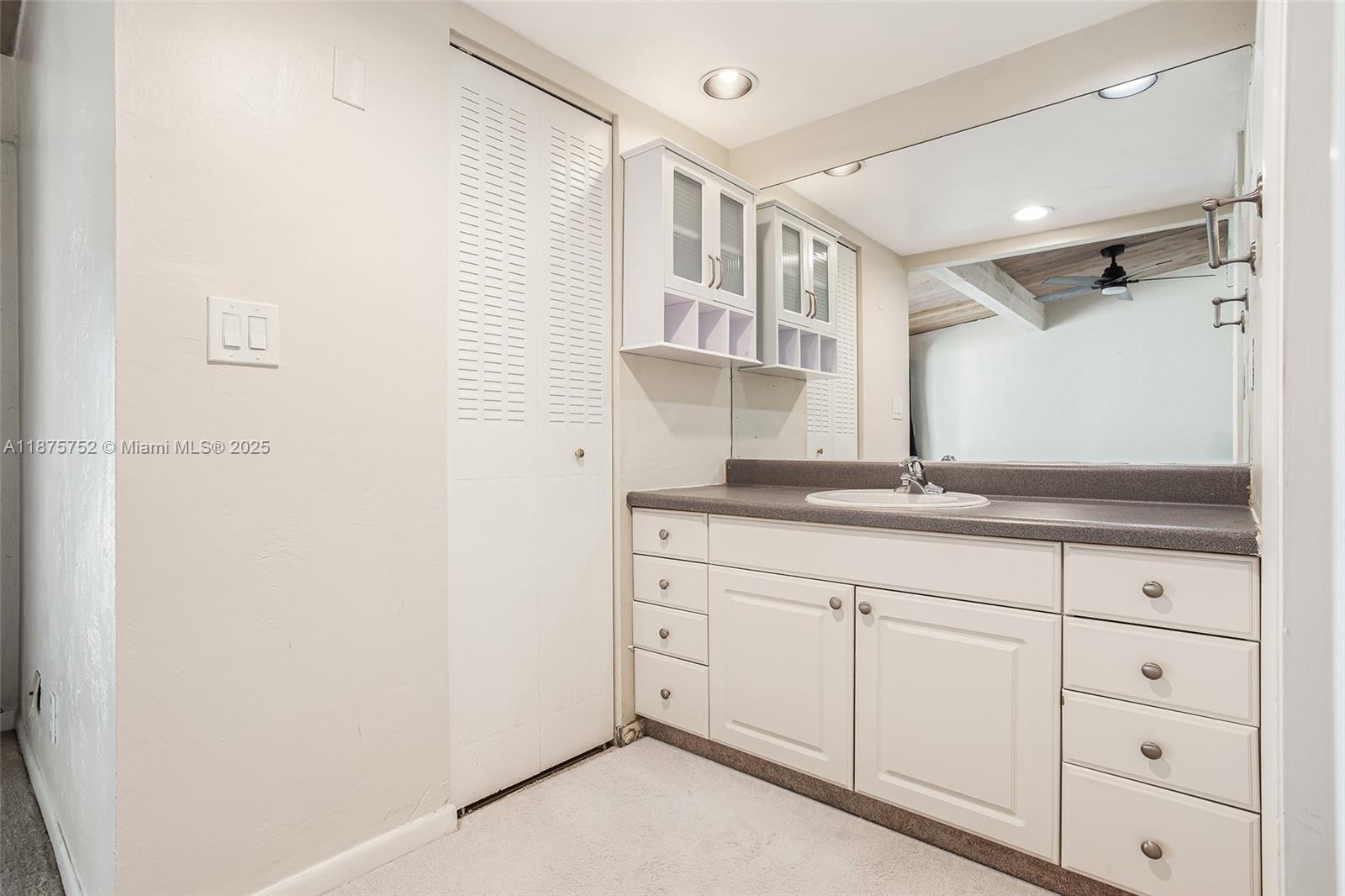 MAJESTIC VIEW CONDO NUMBE - Residential