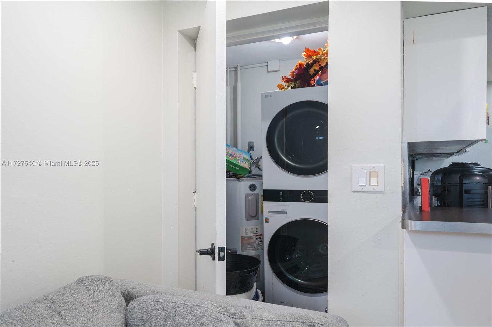 TAMARAC LAKES NORTH 3RD S - Residential