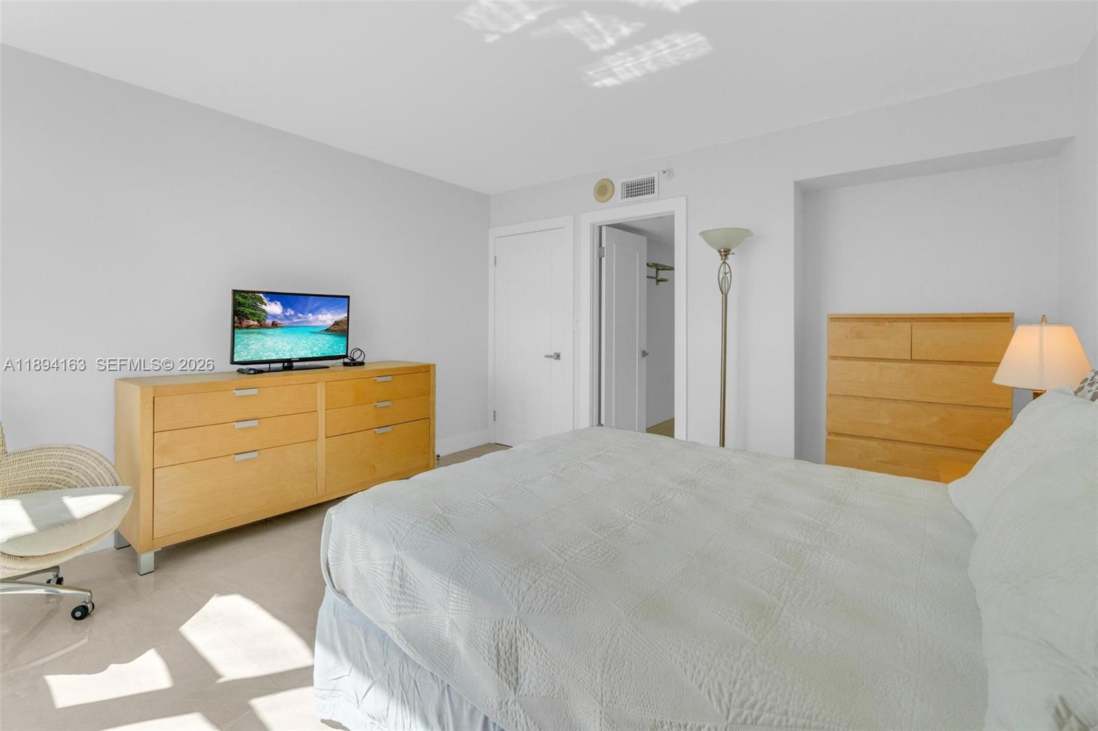 MYSTIC POINTE CONDO NO TH - Residential