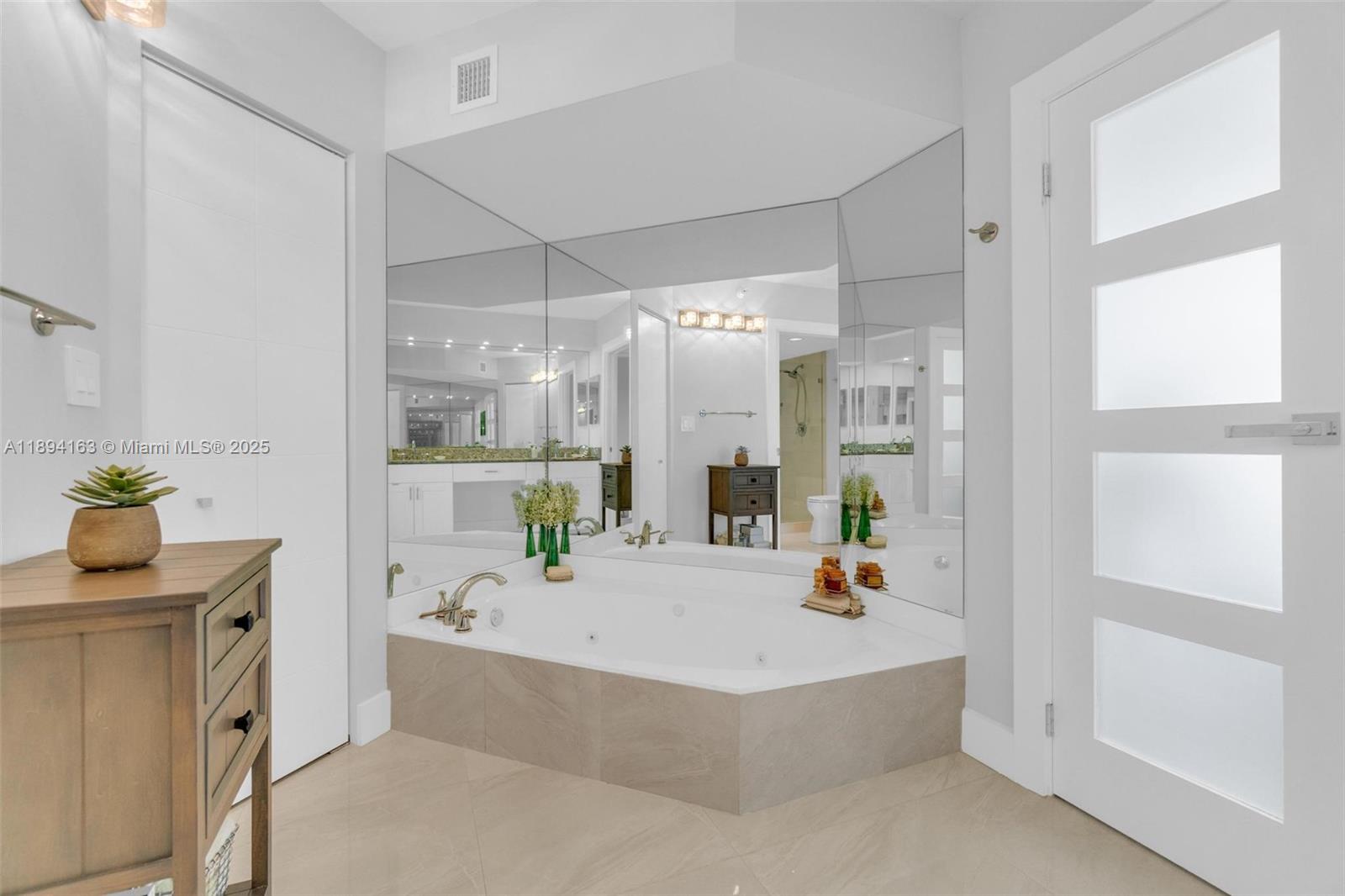 MYSTIC POINTE CONDO NO TH - Residential