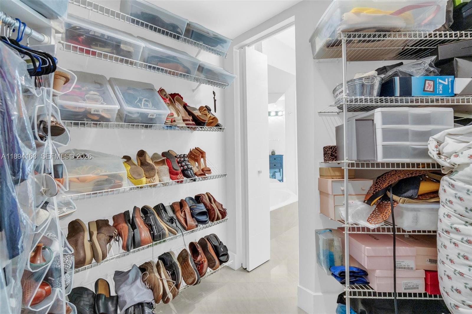 MYSTIC POINTE CONDO NO TH - Residential