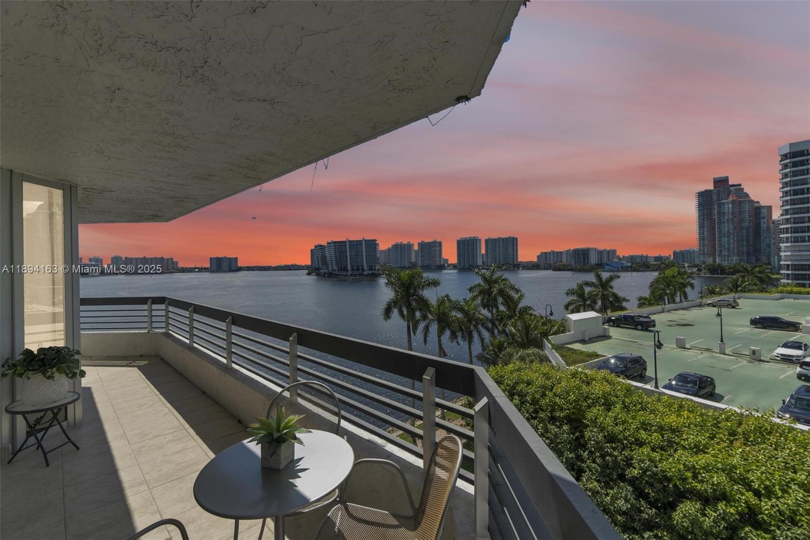 MYSTIC POINTE CONDO NO TH - Residential