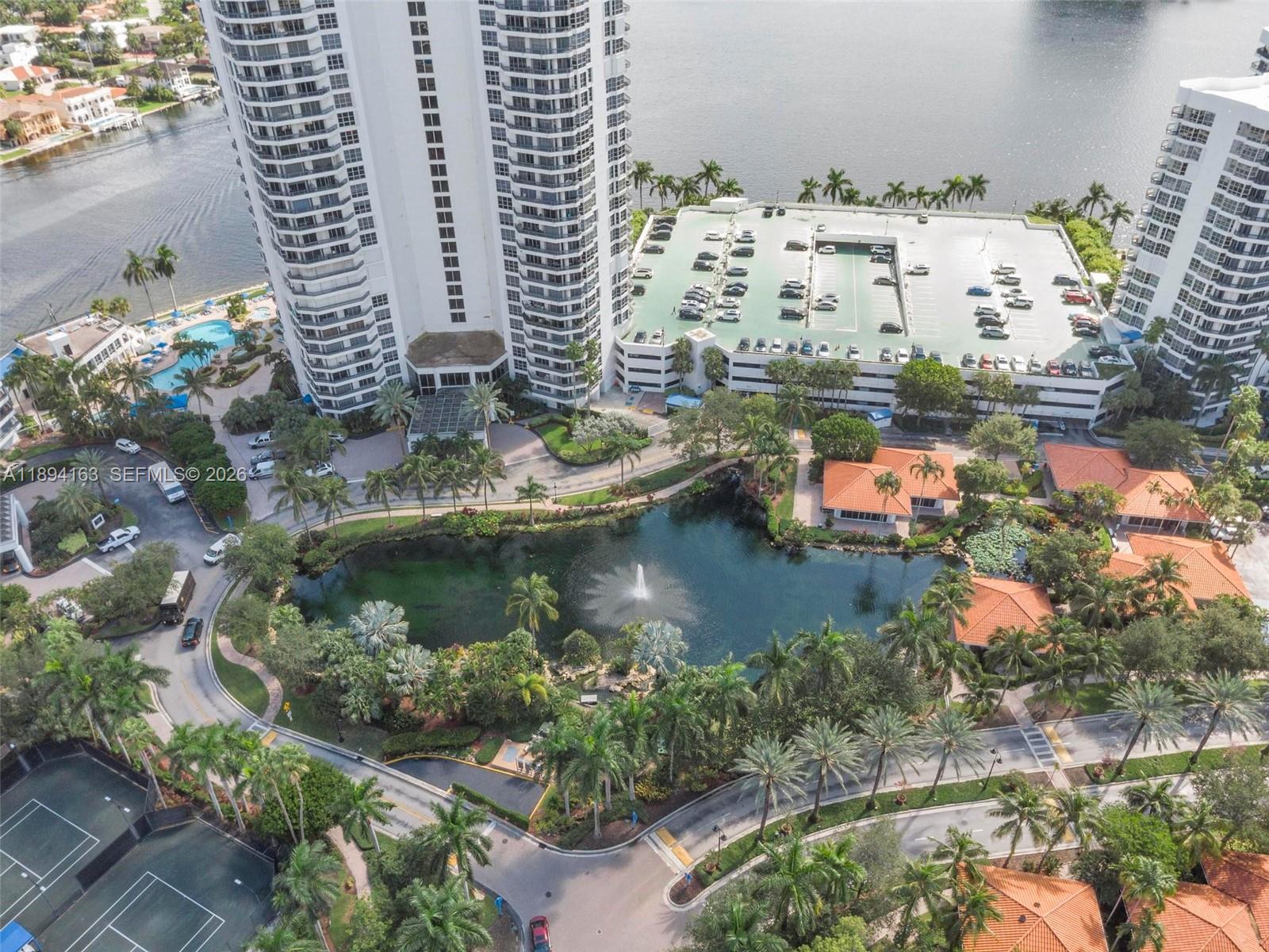 MYSTIC POINTE CONDO NO TH - Residential