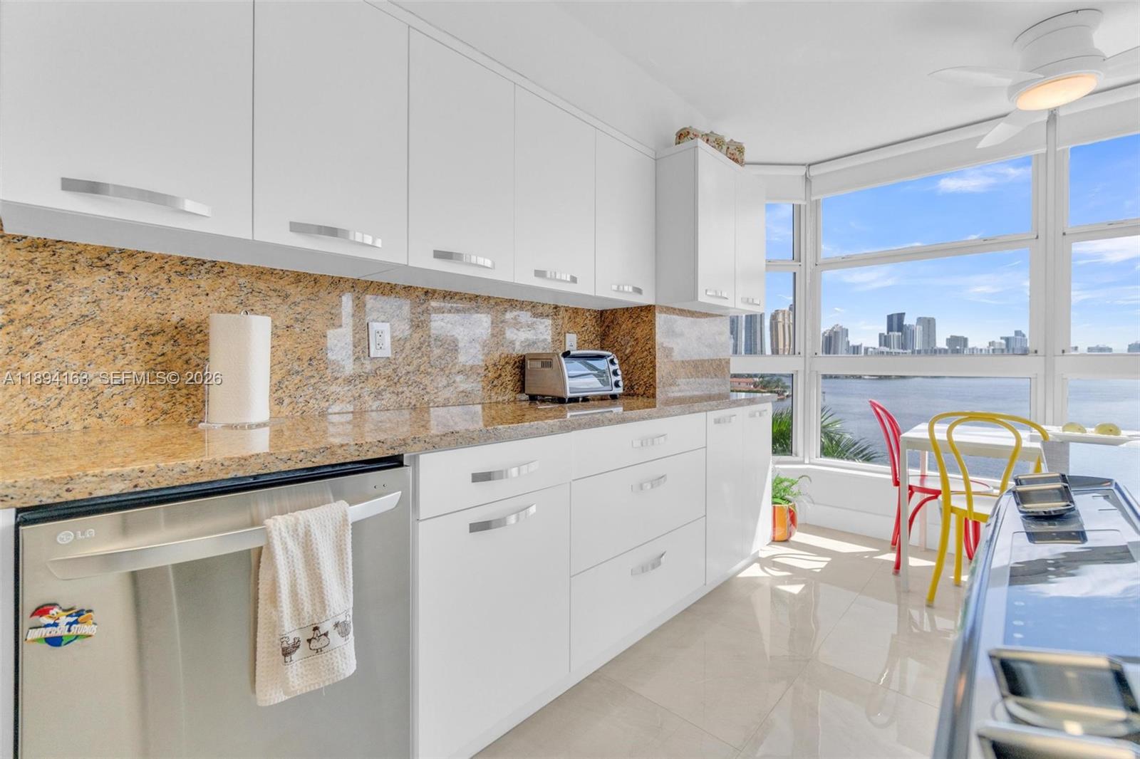 MYSTIC POINTE CONDO NO TH - Residential