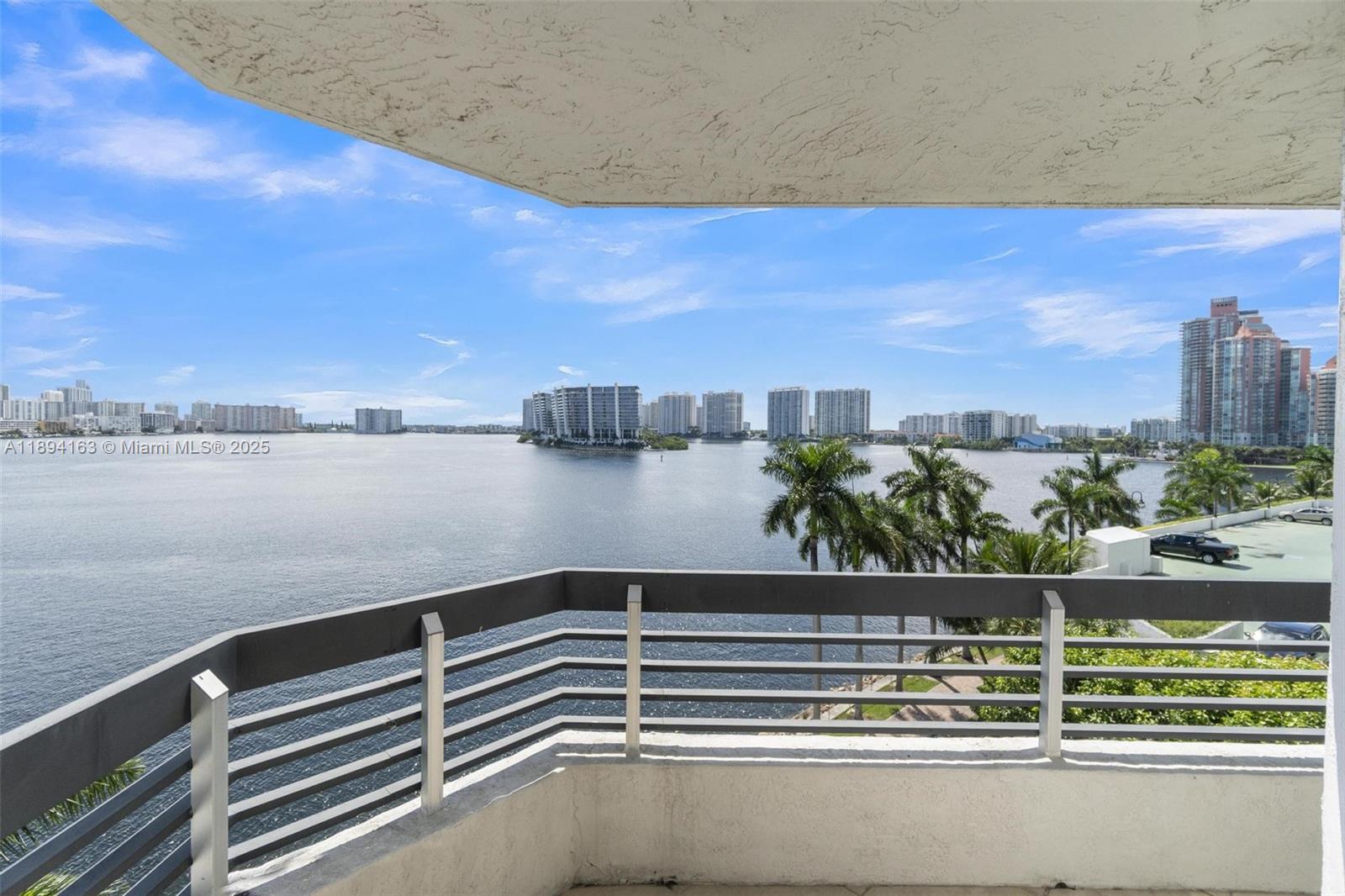 MYSTIC POINTE CONDO NO TH - Residential