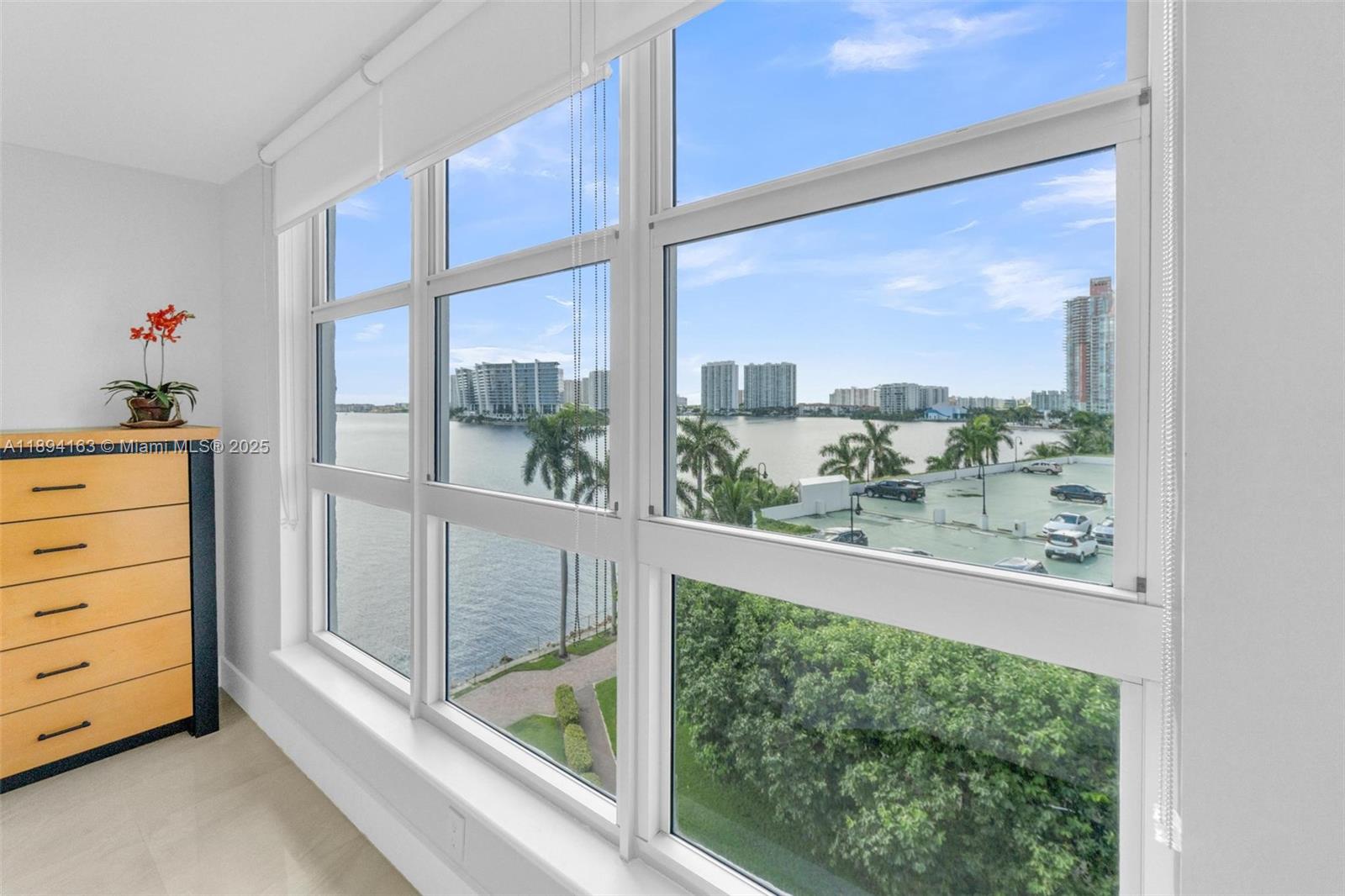 MYSTIC POINTE CONDO NO TH - Residential